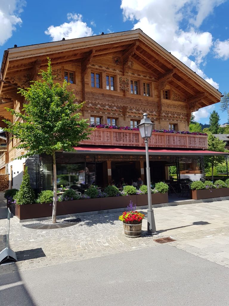 Cappuccino Grand Café Gstaad